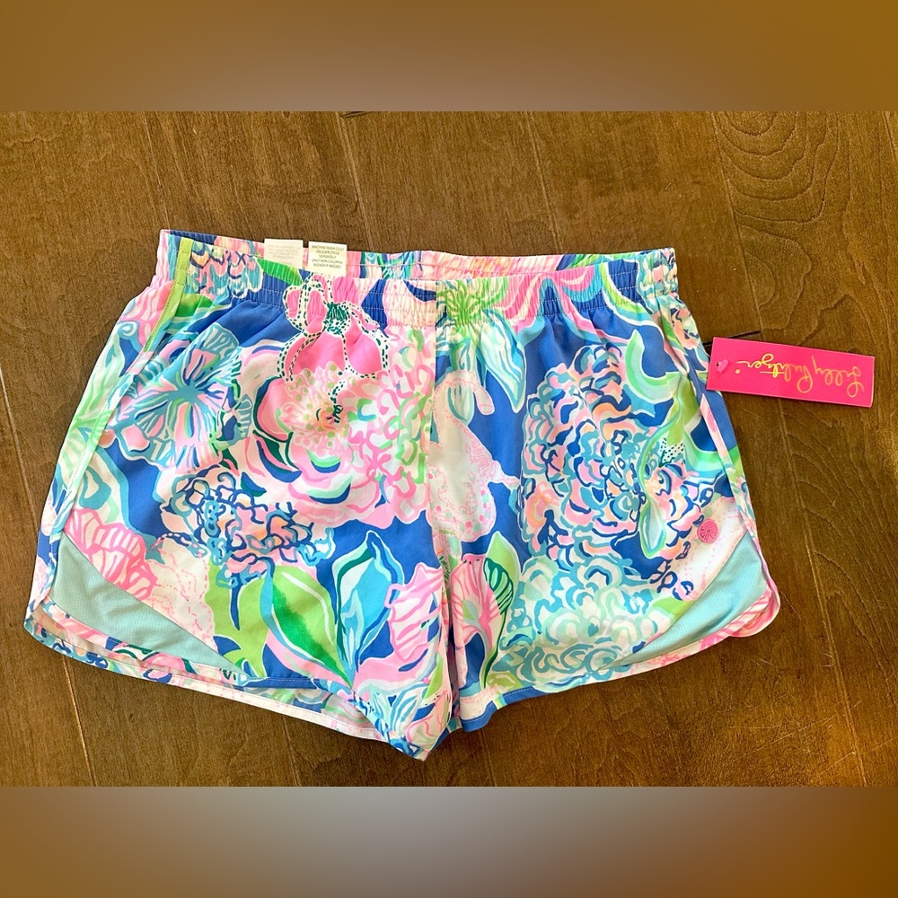 Lilly Pulitzer Luxletic Women's Ocean Trail Shorts